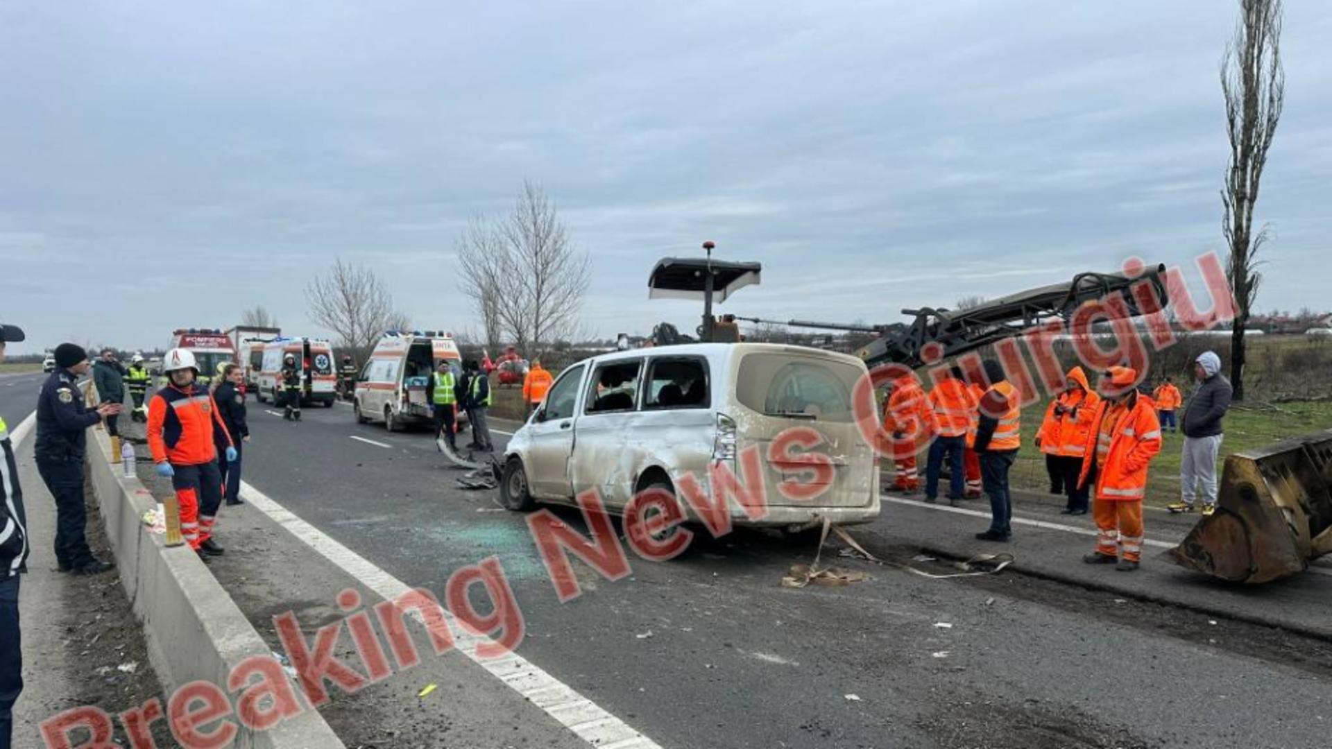 Accident cu 8 victime la Adunații Copăceni: un utilaj CNAIR, lovit în plin de un autoturism. Imagini șocante/ Breaking News Giurgiu