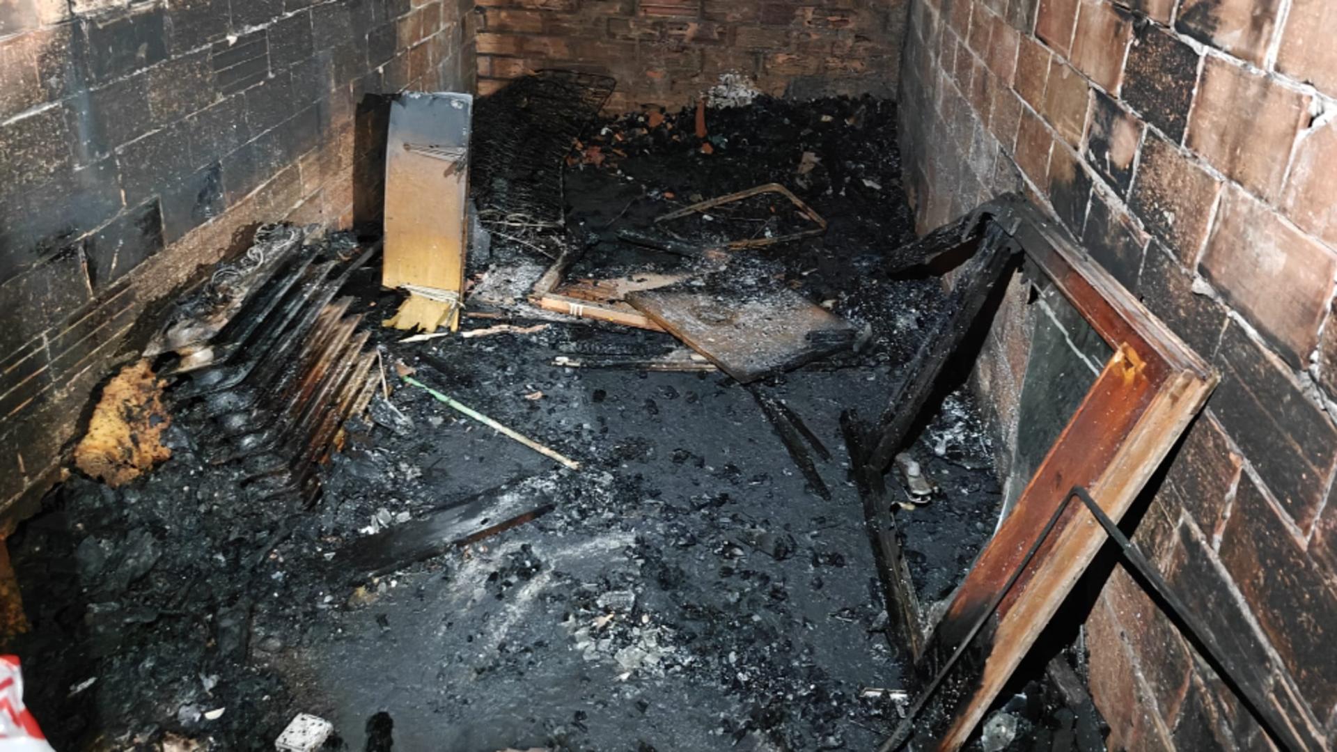 Cinci oameni au murit într-un incendiu devastator produs în Spania.