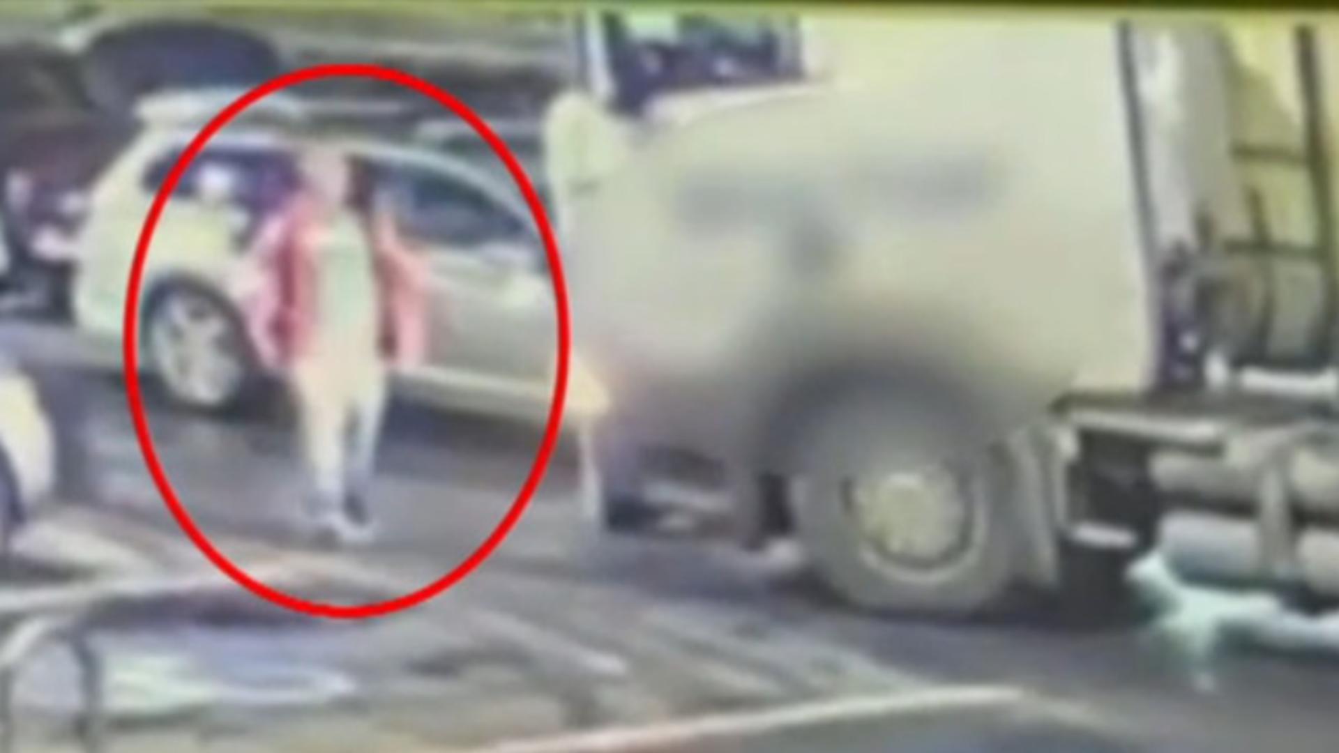 Scandal uriaș în trafic: șofer amenințat cu un pistol.