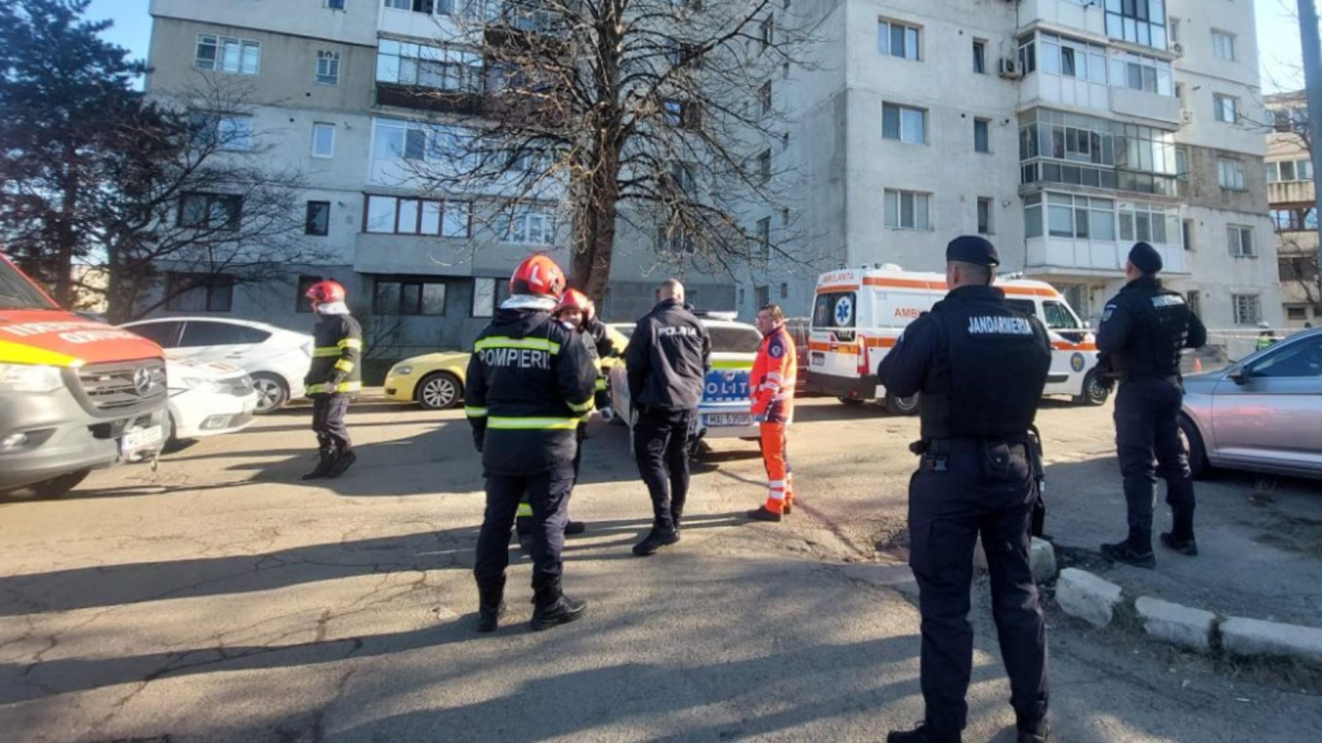 O femeie din Buzău a murit după ce s-ar fi aruncat de la etajul 9 al unui bloc din Buzău. Sursa foto: Sansannews.ro.
