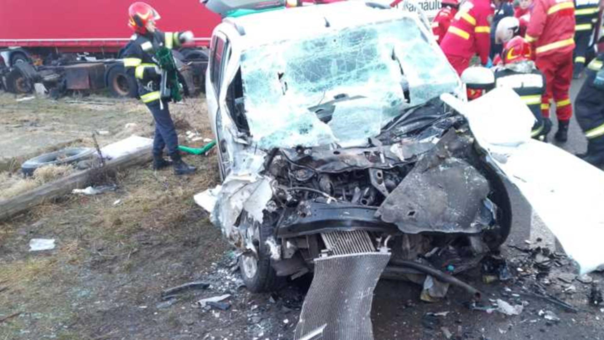Accident grav pe DN 17, în județul Bistrița-Năsăud. FOTO: ISU