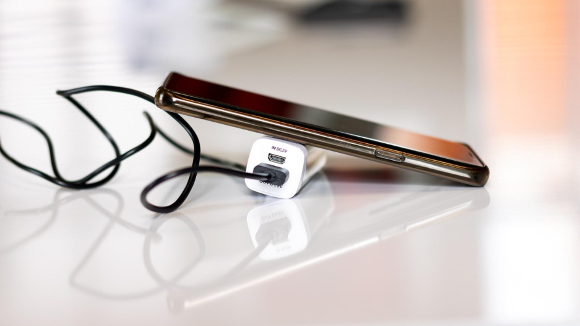 Cablu de încărcător