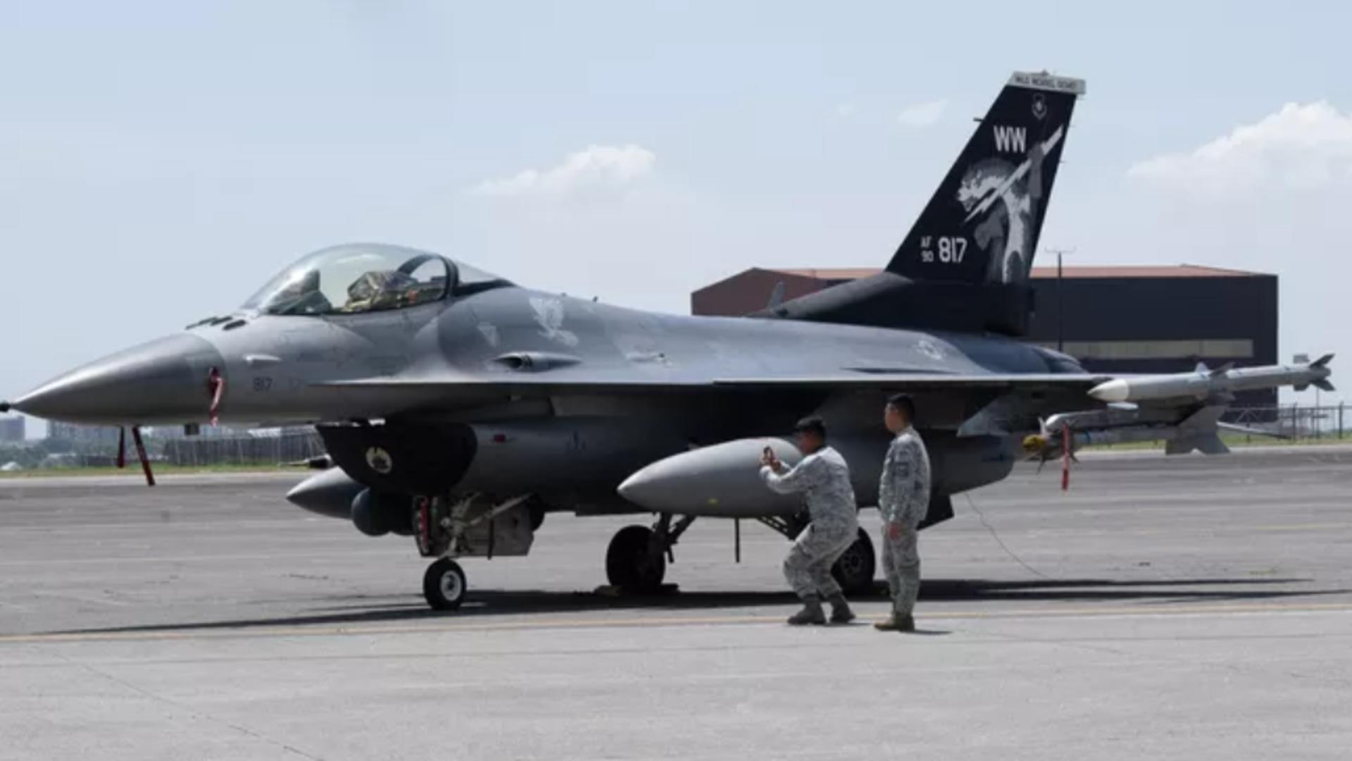 Un avion de vânătoare al Forțelor Aeriene Turce s-a prăbușit.