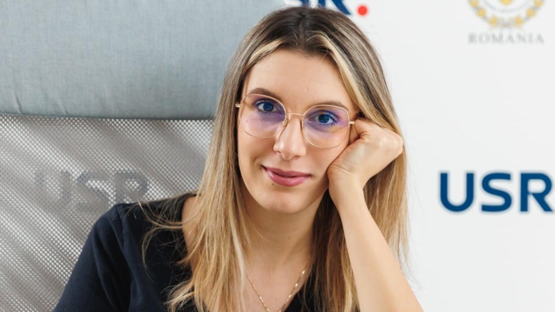 Acuzații grave la adresa Dianei Buzoianu: aviz pentru o mină fără drept de exploatare/ Facebook 