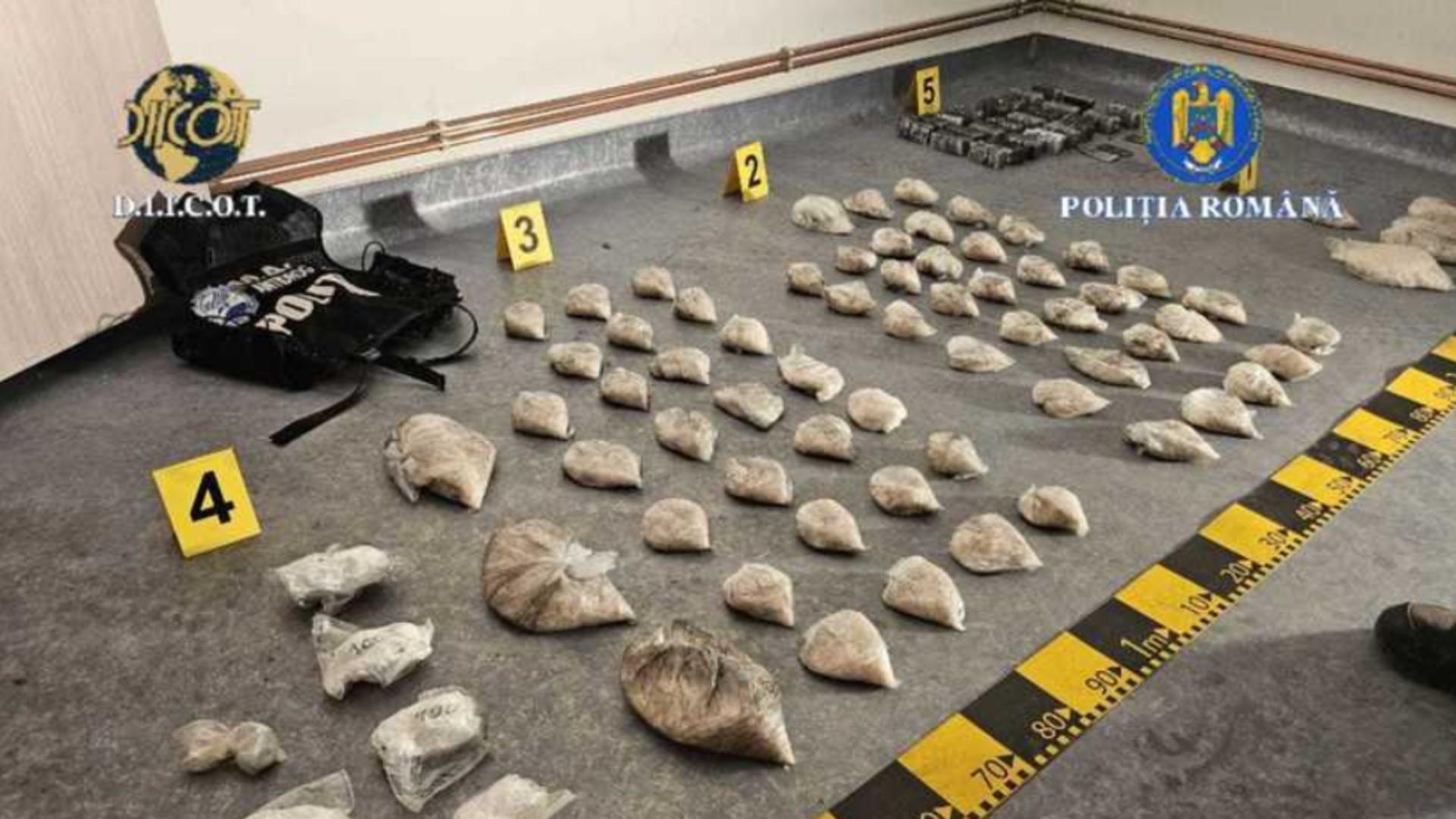 Rețea de droguri de mare risc, destructurată în Argeș