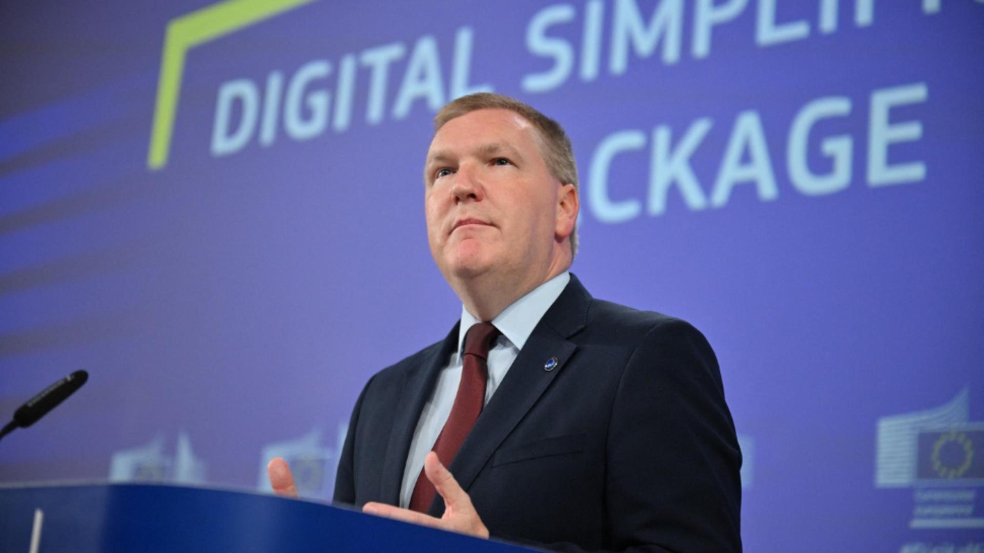 omisarul european pentru democrație, justiție, Michael McGrath. Foto/Profimedia