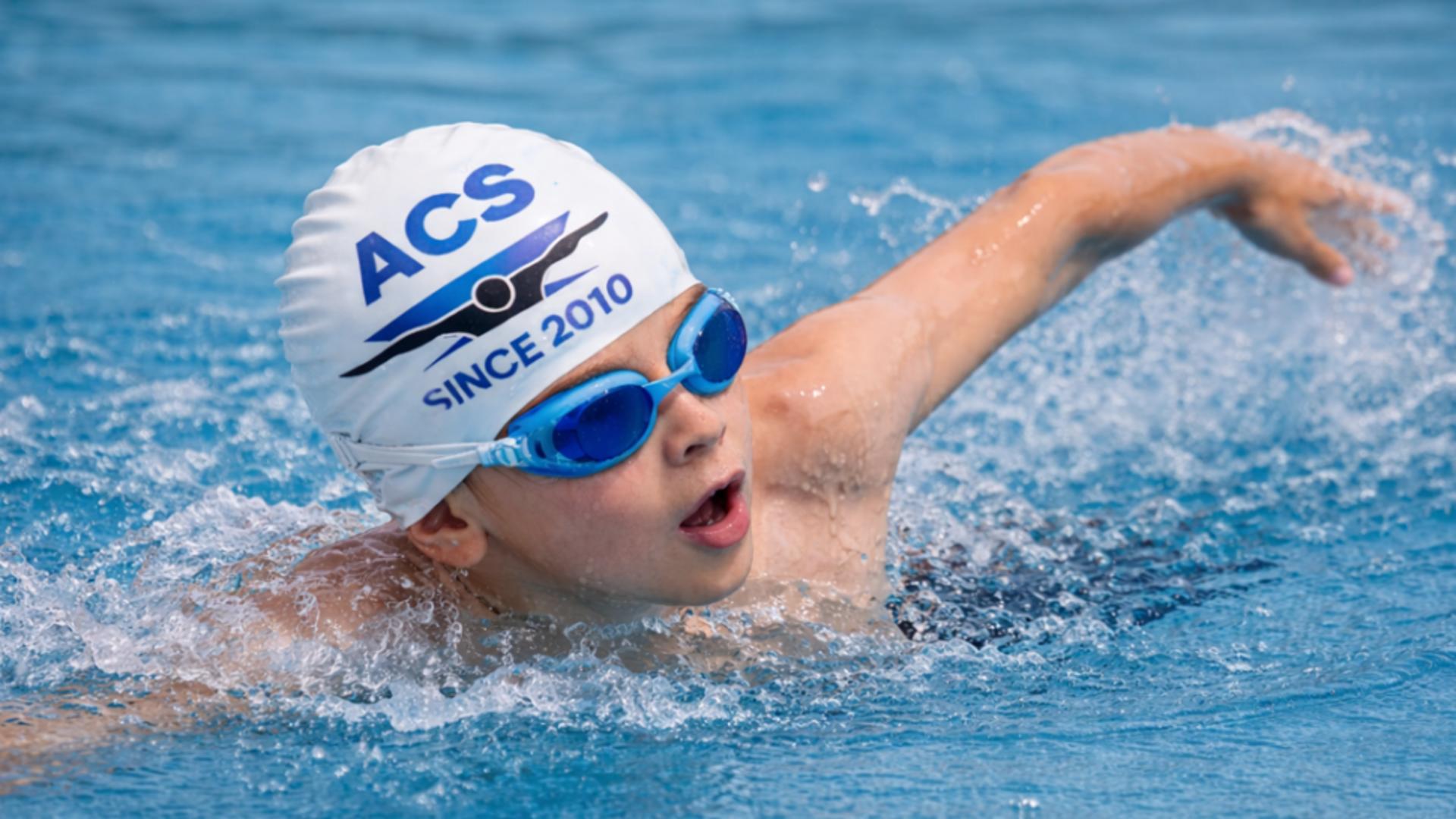 Cursuri de înot pentru copii în 2026 – Alege un club sportiv de top