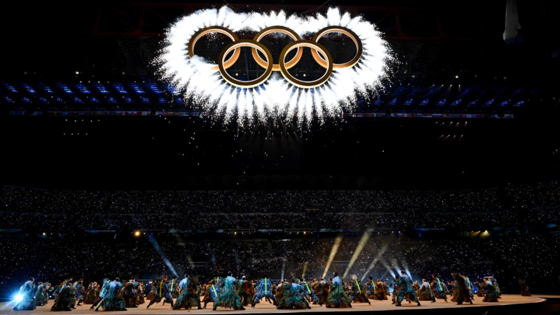 Cercurile Olimpice în timpul Ceremoniei de Deschidere a Jocurilor Olimpice de Iarnă Milano-Cortina 2026, San Siro, Milano. Foto/Profimedia
