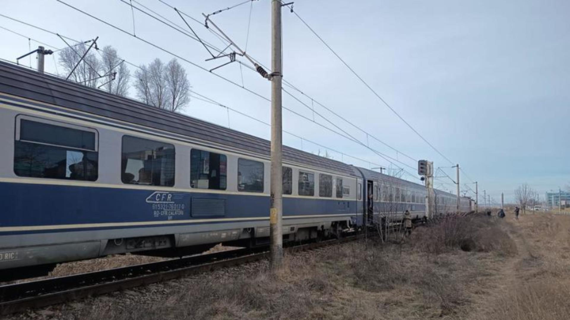 Pieton lovit mortal de un tren intercity, în municipiul Iași: bărbatul nu a mai avut nicio șansă/ ISU Iași