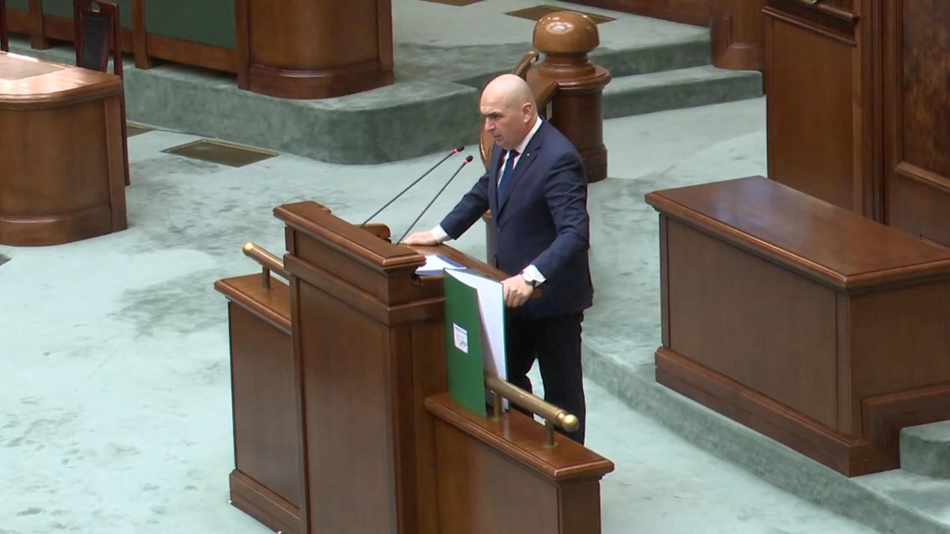 Ilie Bolojan n-a răspuns la obiect acuzațiilor din moțiuni