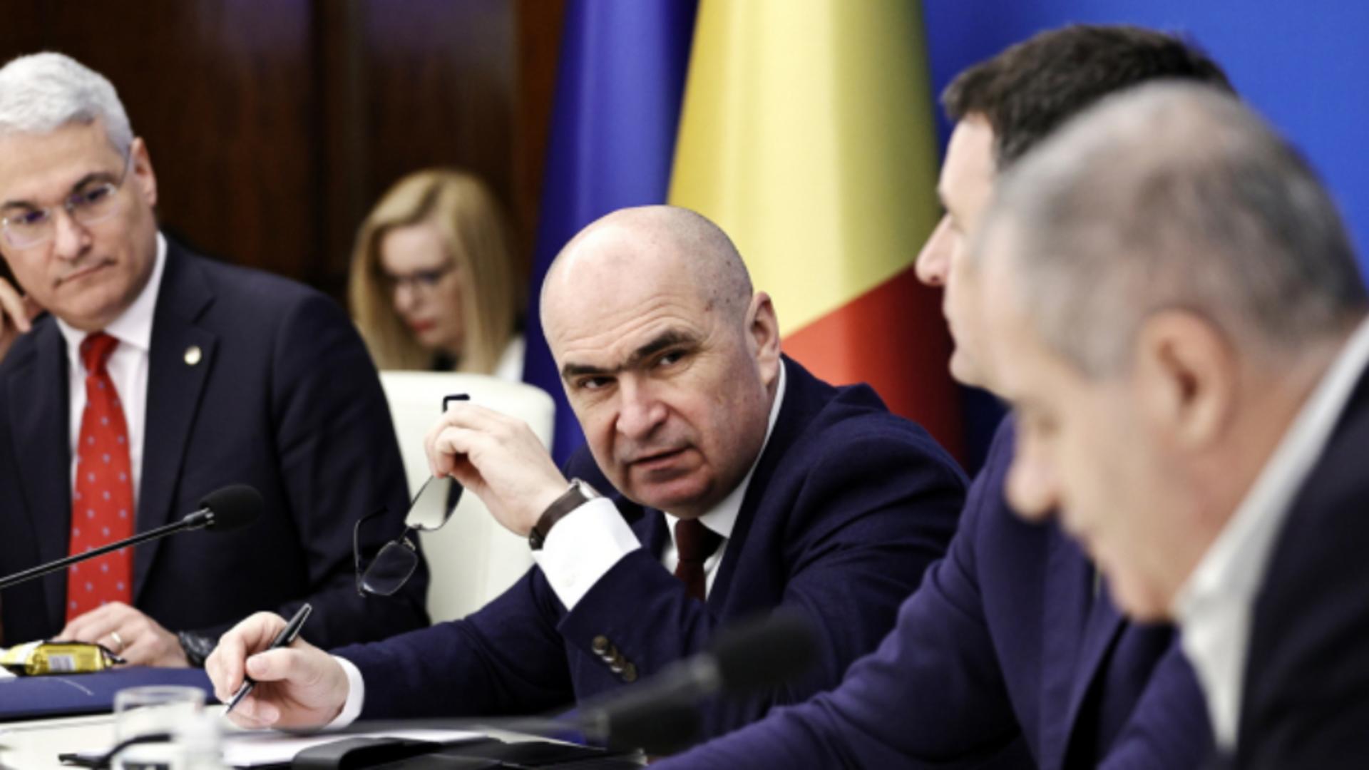 Ședință de lucru la Palatul Victoria.