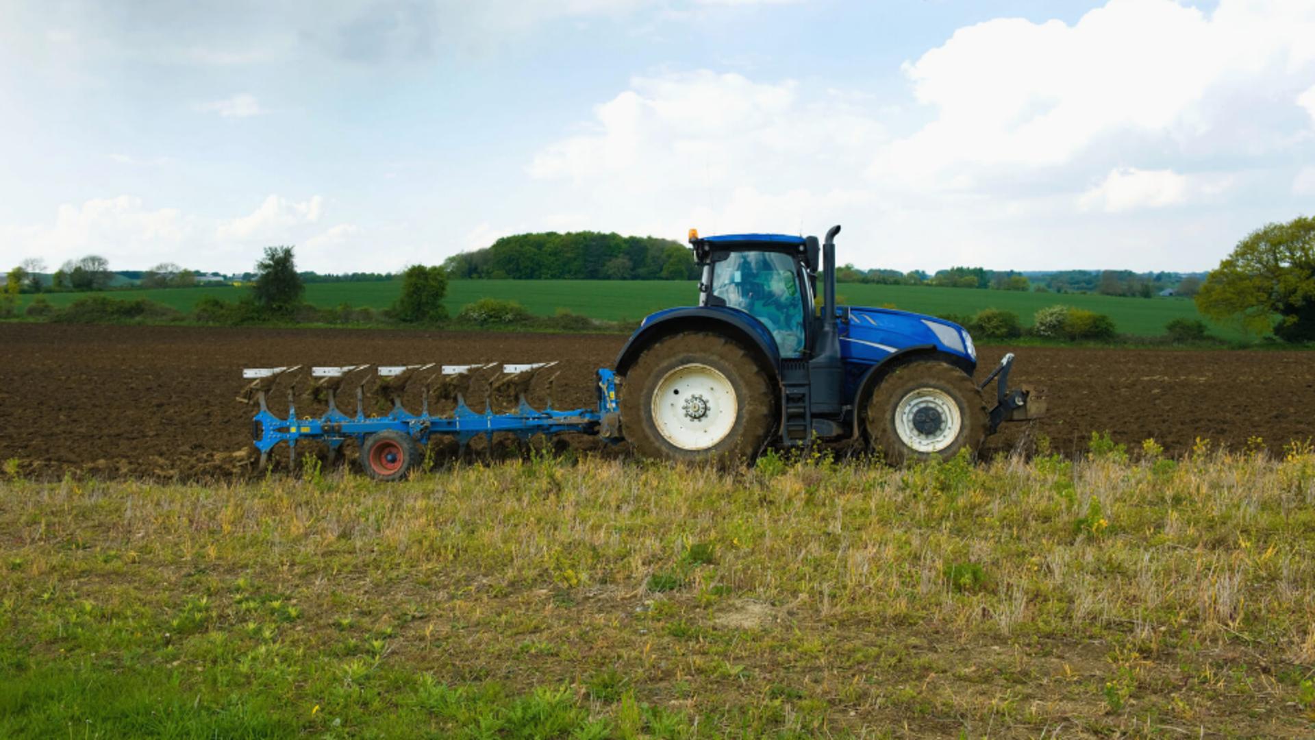 Urgențele lunii martie în câmp: Semănatul culturilor de epoca I și fertilizarea cu azot