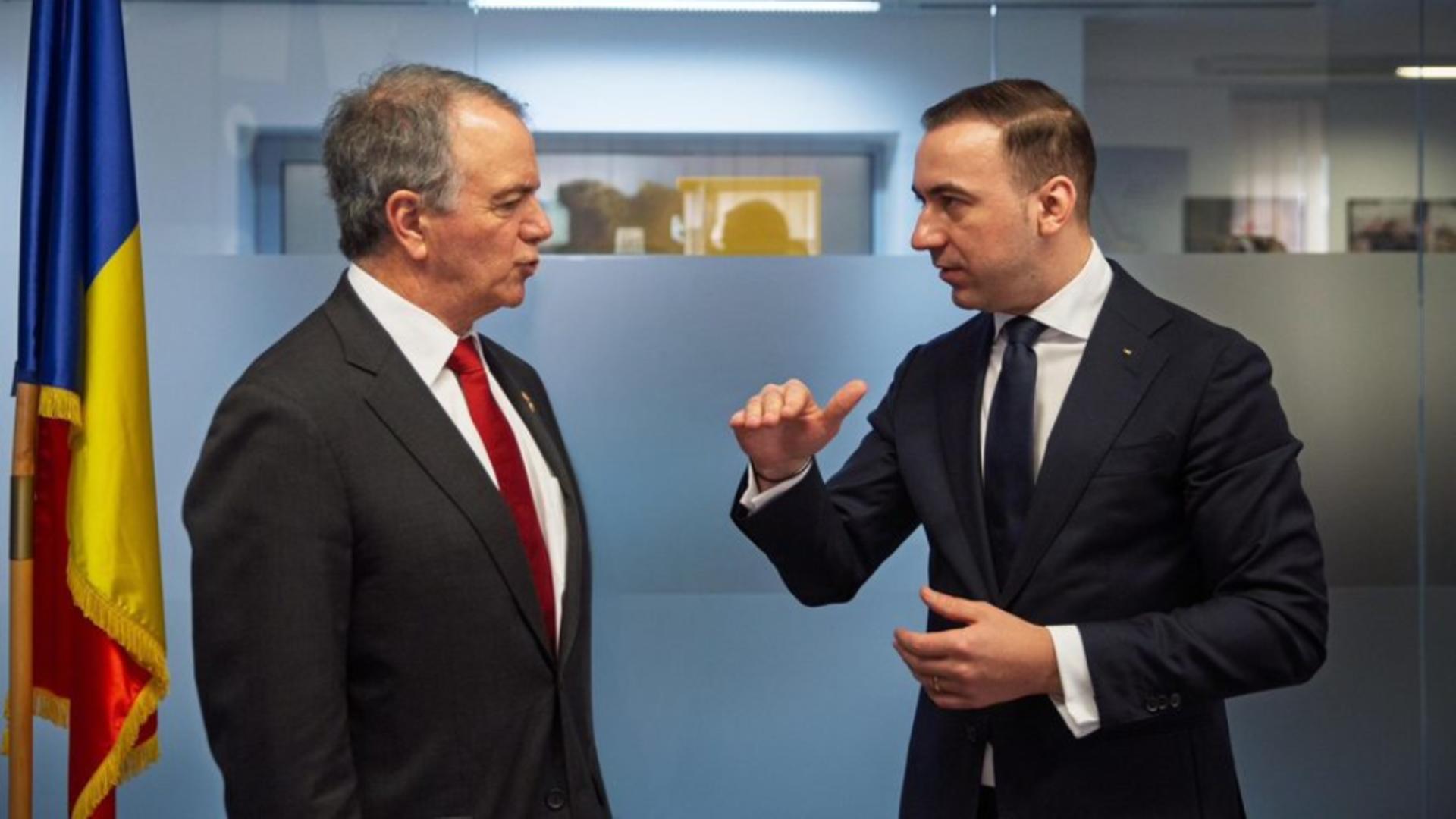 Bogdan Ivan și Darryl Nirenberg