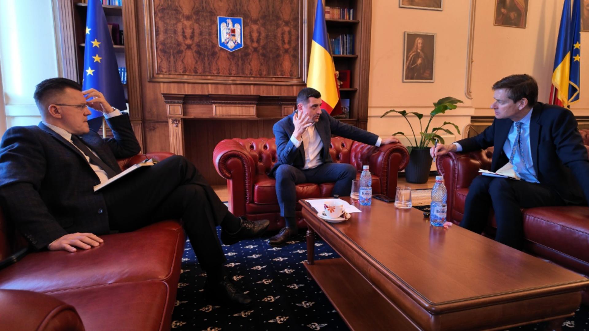 Dan Dungaciu și George Simion, un amplu interviu cu Financial Times: Discuție amplă despre evoluțiile politice din România, la un an după prezidențiale