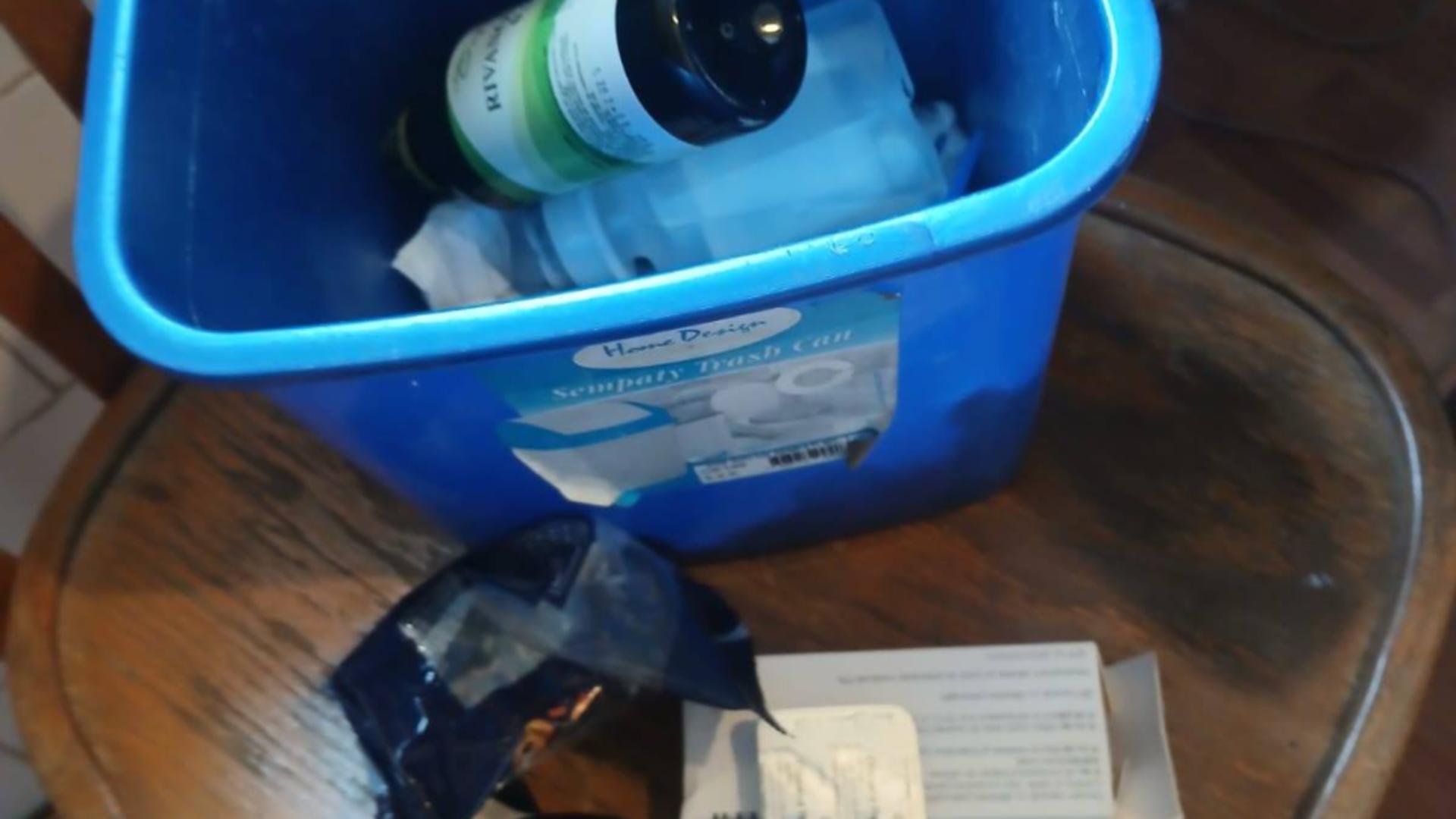 Deșeuri medicale amestecate cu gunoi menajer: amendă de 15.000 lei la o unitate medicală din Gorj/ Foto: Facebook