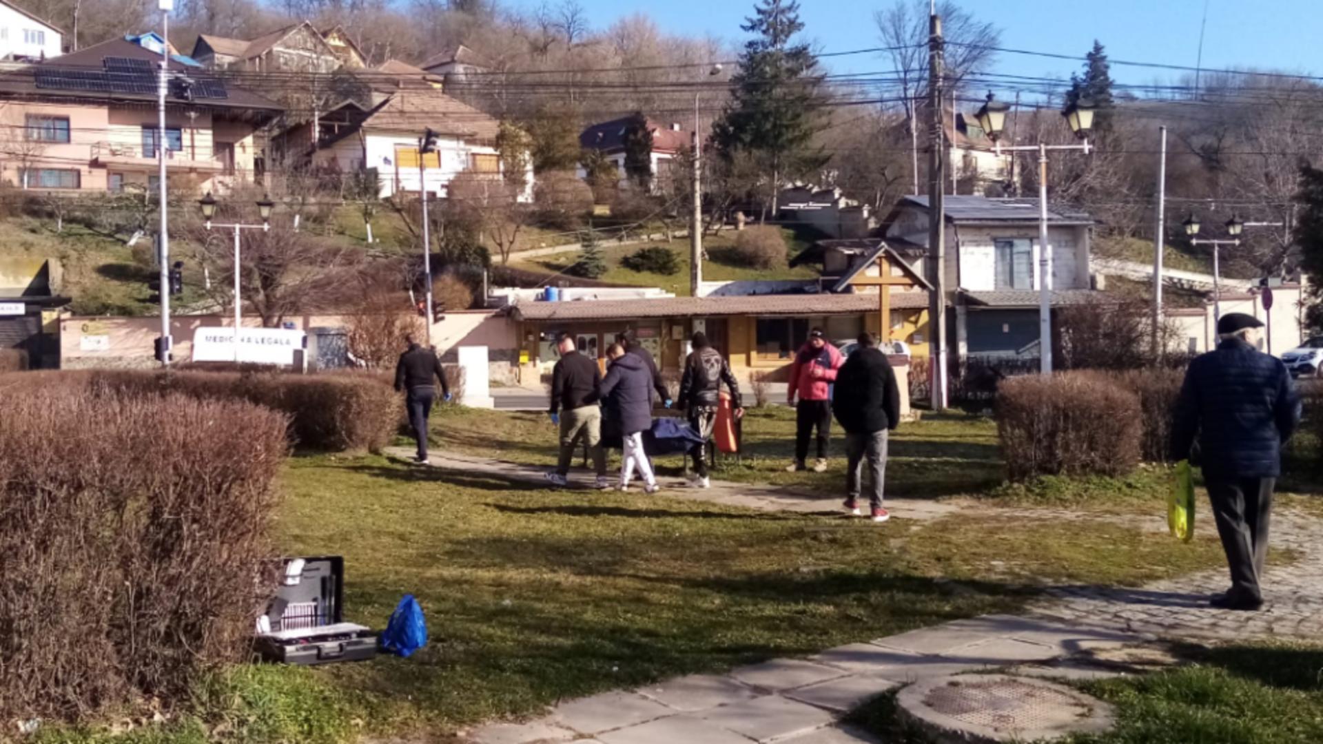 Bărbat de 49 de ani, găsit mort pe o bancă din județul Sibiu. Sursa foto: Sibiu100.ro.