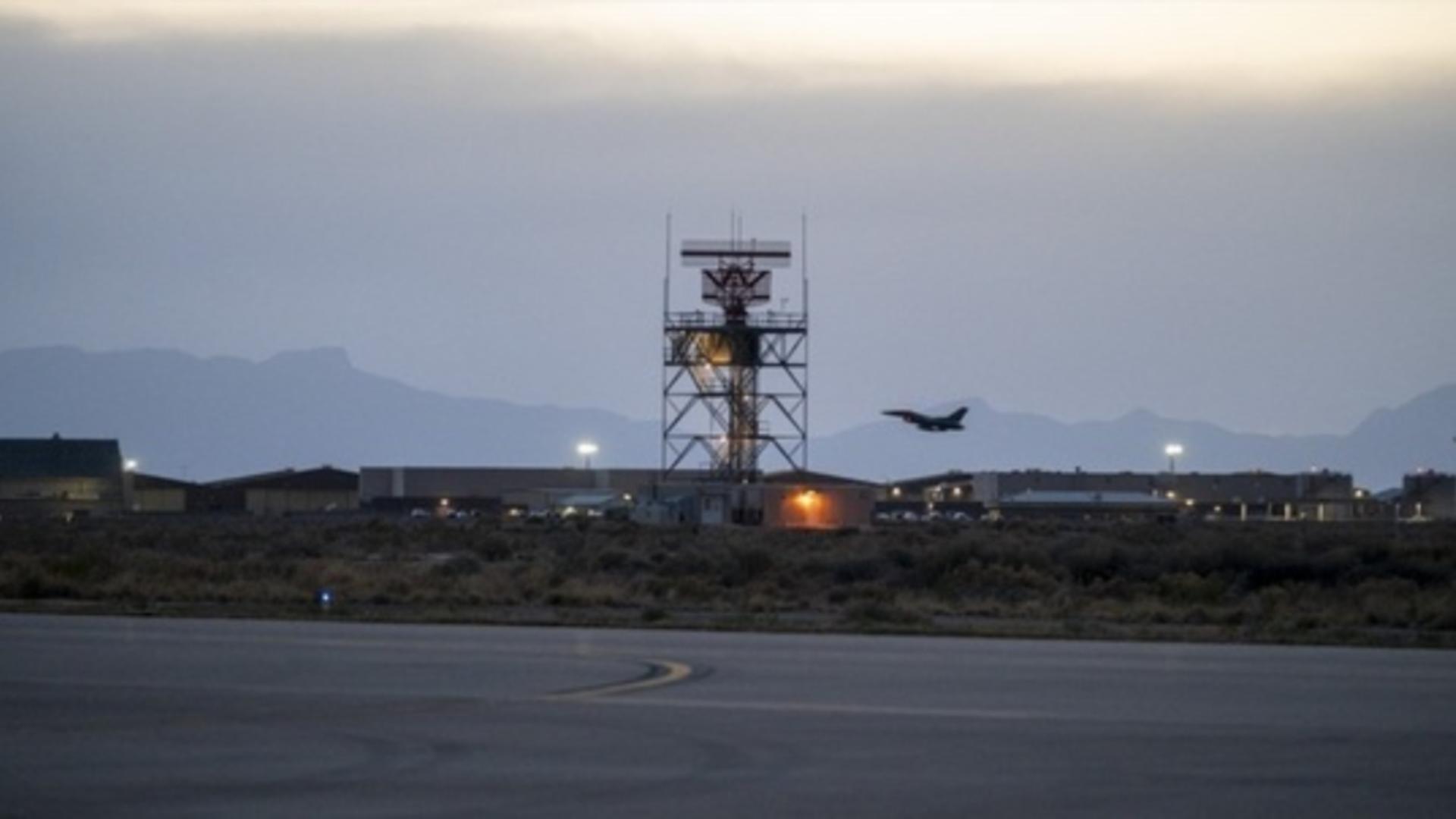 Atac armat la baza aeriană Holloman, din New Mexico