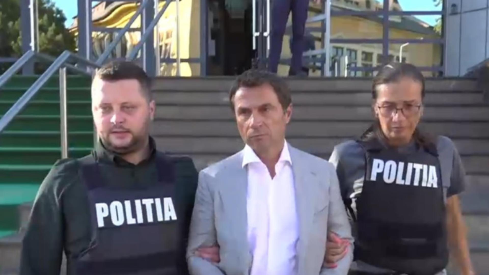 Primarul Cristian Radu