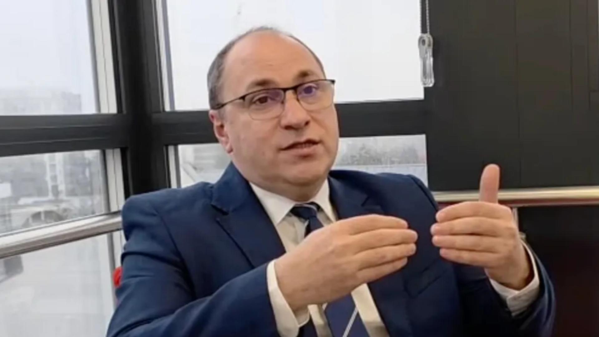 Rectorul Universității din Suceava, validat de PNL pentru funcția de ministru al Educației