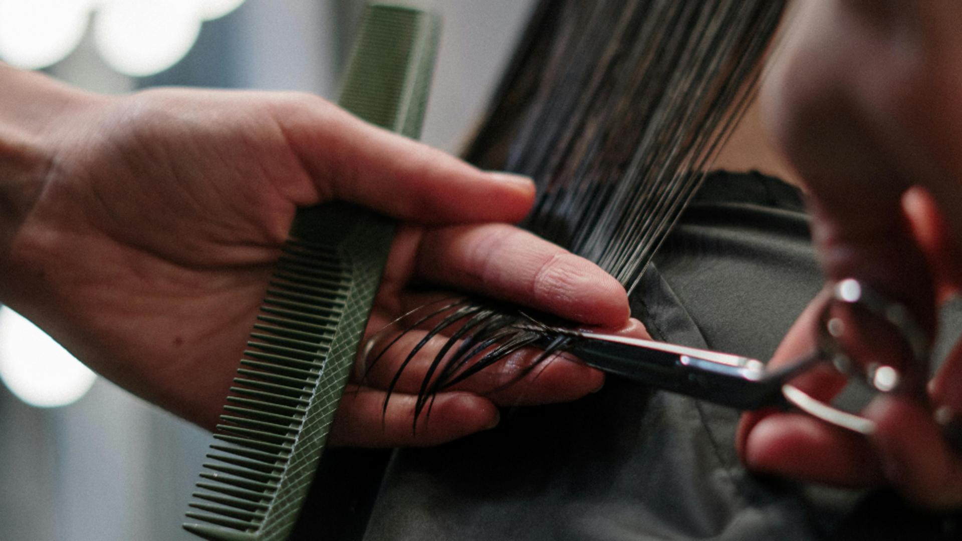 Când să te tunzi în luna aprilie, în funcție de fazele lunii, pentru a stimula creșterea părului