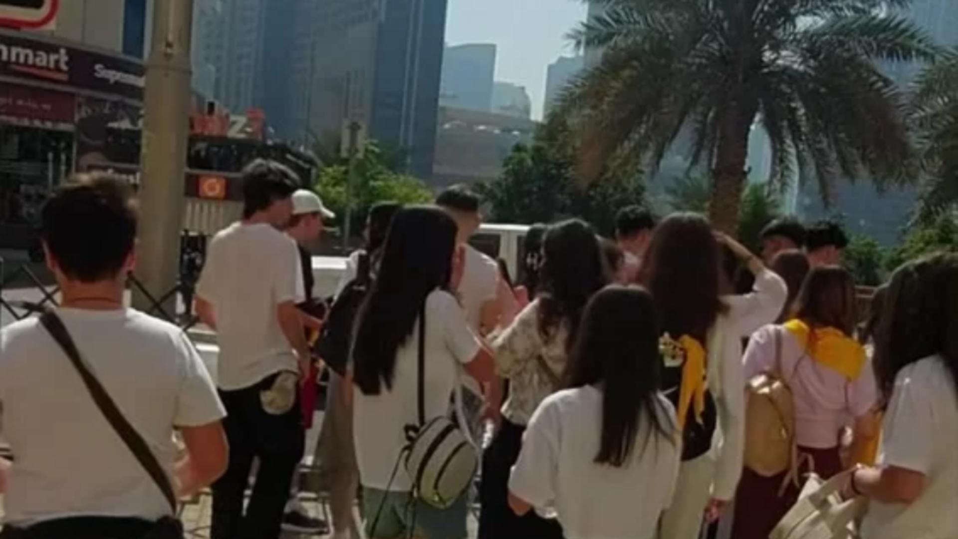 Ce se întâmplă cu elevii din Vrancea blocați în Dubai.