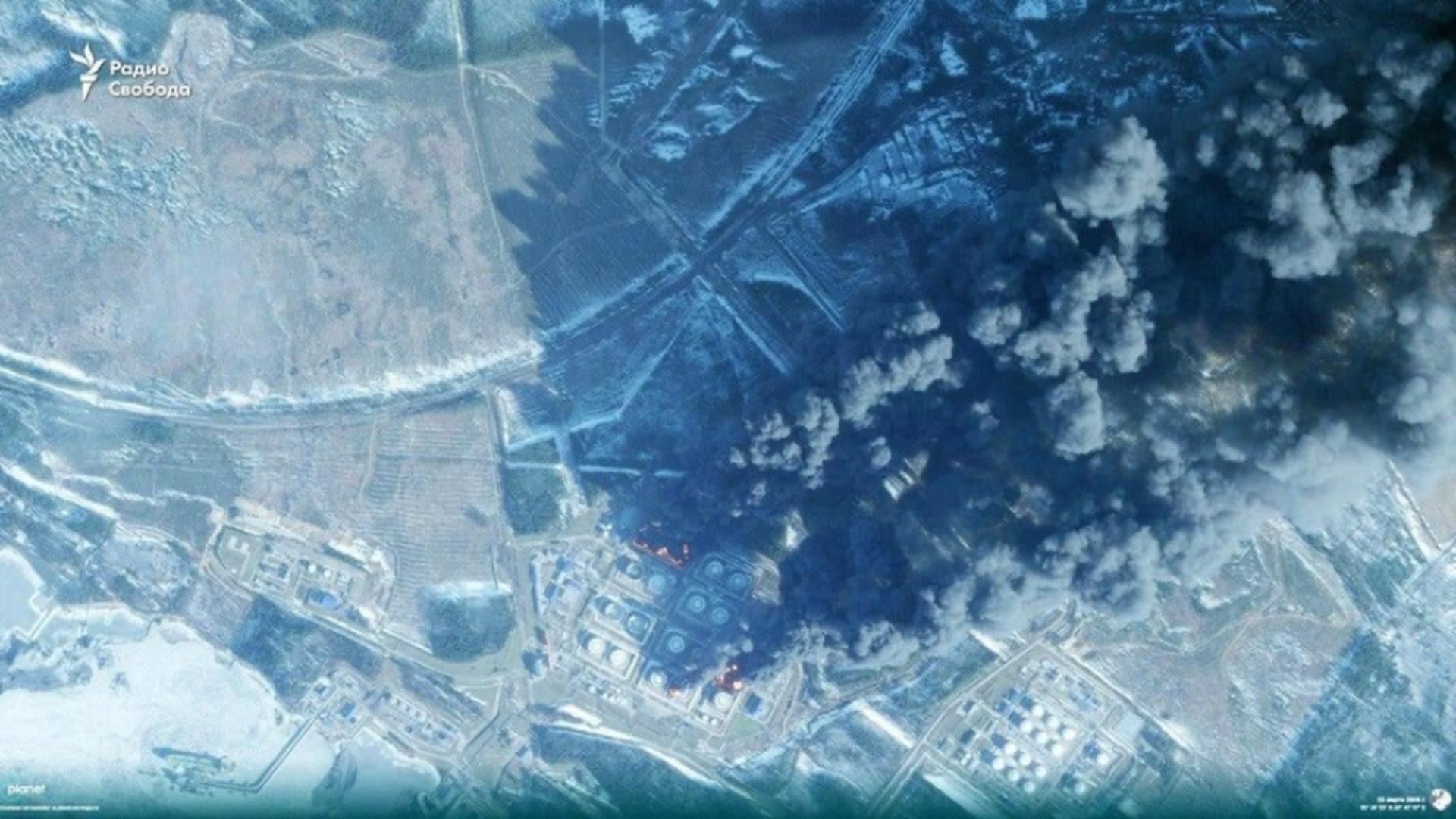 Război în Ucraina, ziua 1494. Incendiu puternic în portul rusesc Ust‑Luga după un atac cu drone ucrainene / Foto: X