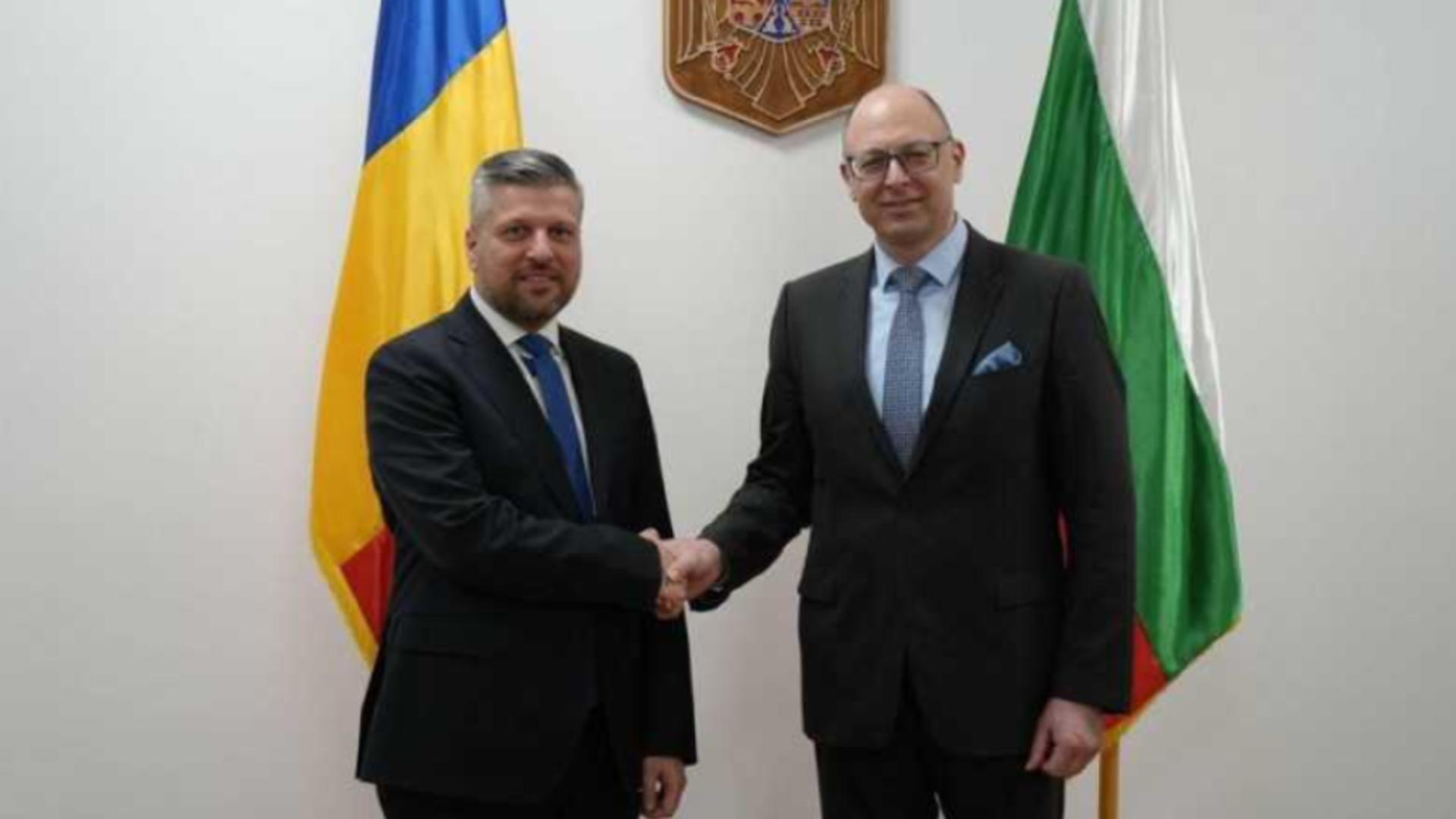 Adjuncții din Apărare ai României și Bulgariei au discutat față în față. Foto: BTA/Agerpres