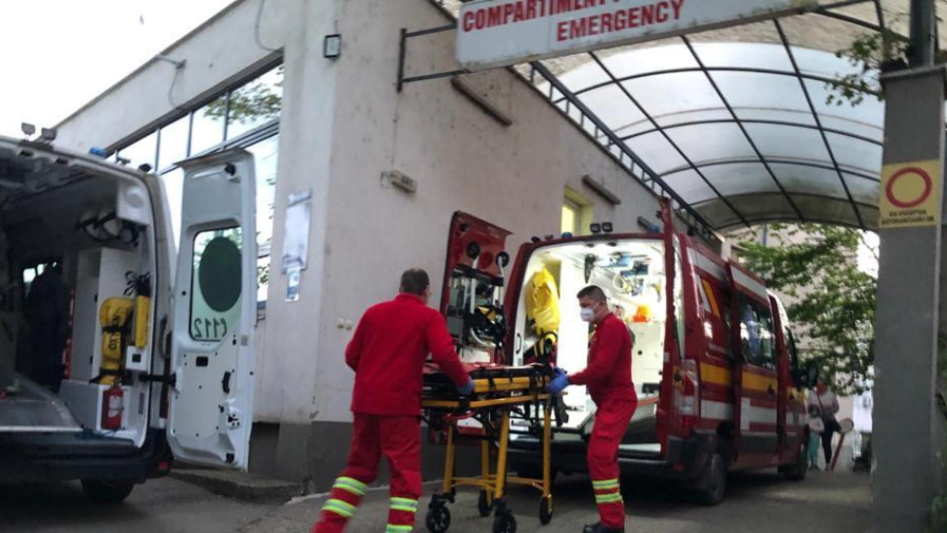 O creșă din Botoșani a fost închisă după ce zeci de copii și un angajat au ajuns la spital. Sursa foto: Monitorulbt.ro.