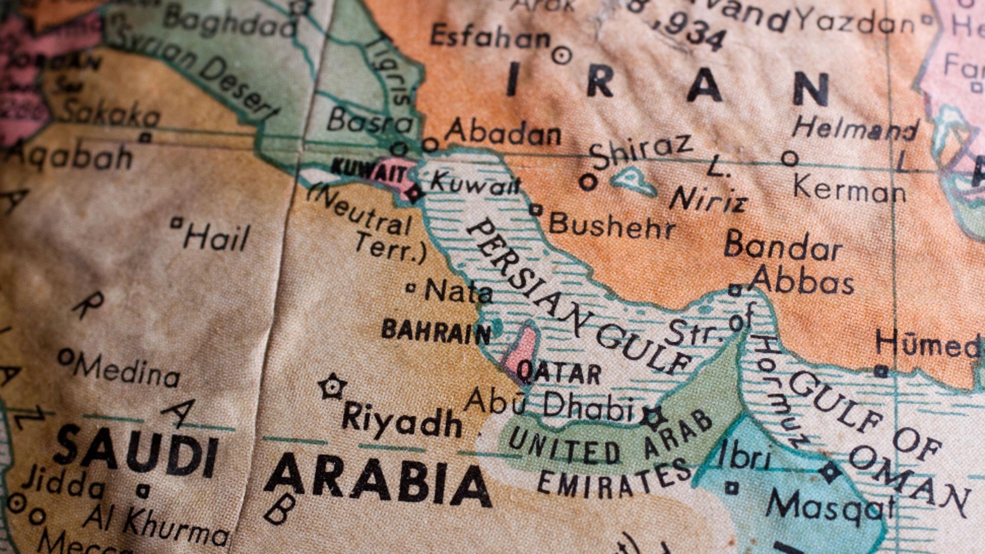 Iranul avertizează că va mina rutele din Golful Persic dacă va fi atacat pe coastă sau pe insule/ Profimedia 