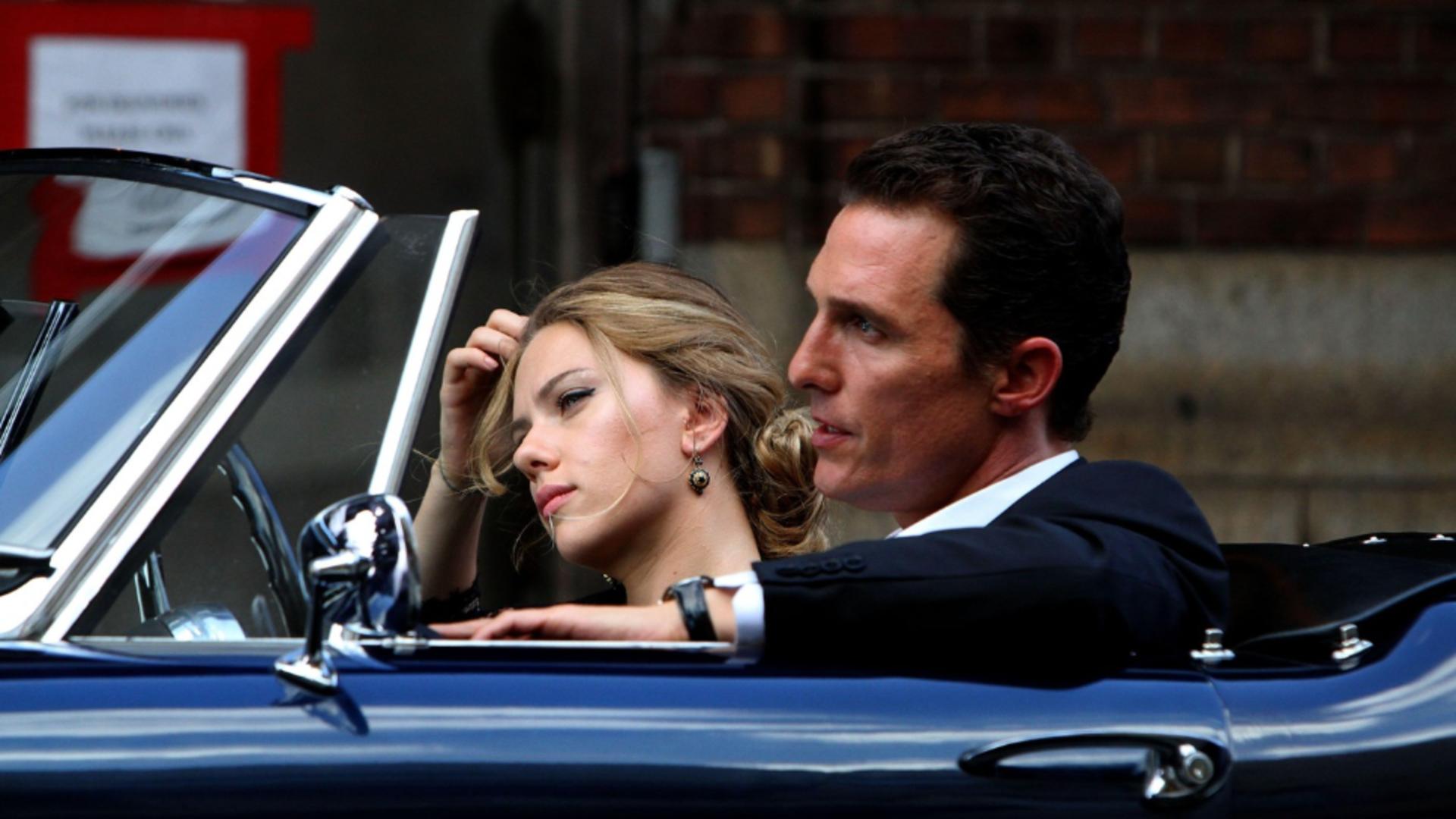 Melodia a redevenit populară datorită unei reclame cu Scarlett Johansson and Matthew McConaughey (Profimedia)