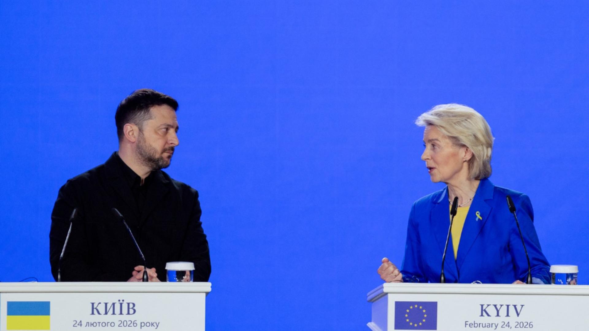 Volodymyr Zelenski și Ursula von der Leyen (Profimedia)
