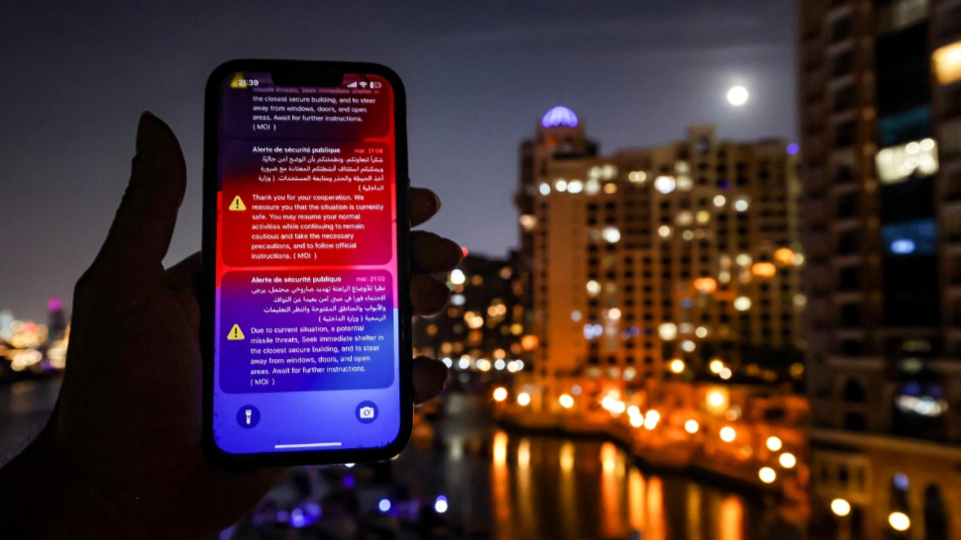 Cel puțin 2 alerte telefonice au fost emise vineri dimineață (Profimedia)