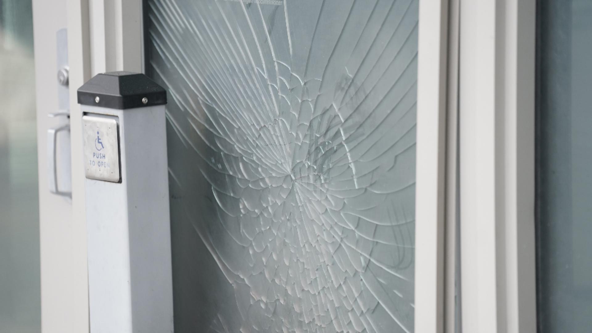 Explozie la ambasada SUA din Oslo. Nu este exclus un posibil act terorist/ Profimedia 