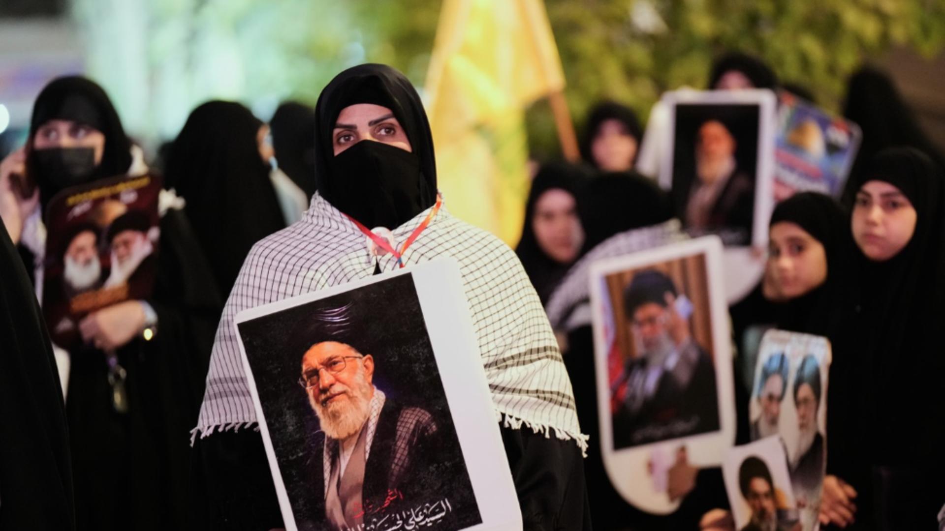 Presa de stat insistă și pe solidaritatea poporului (Profimedia)