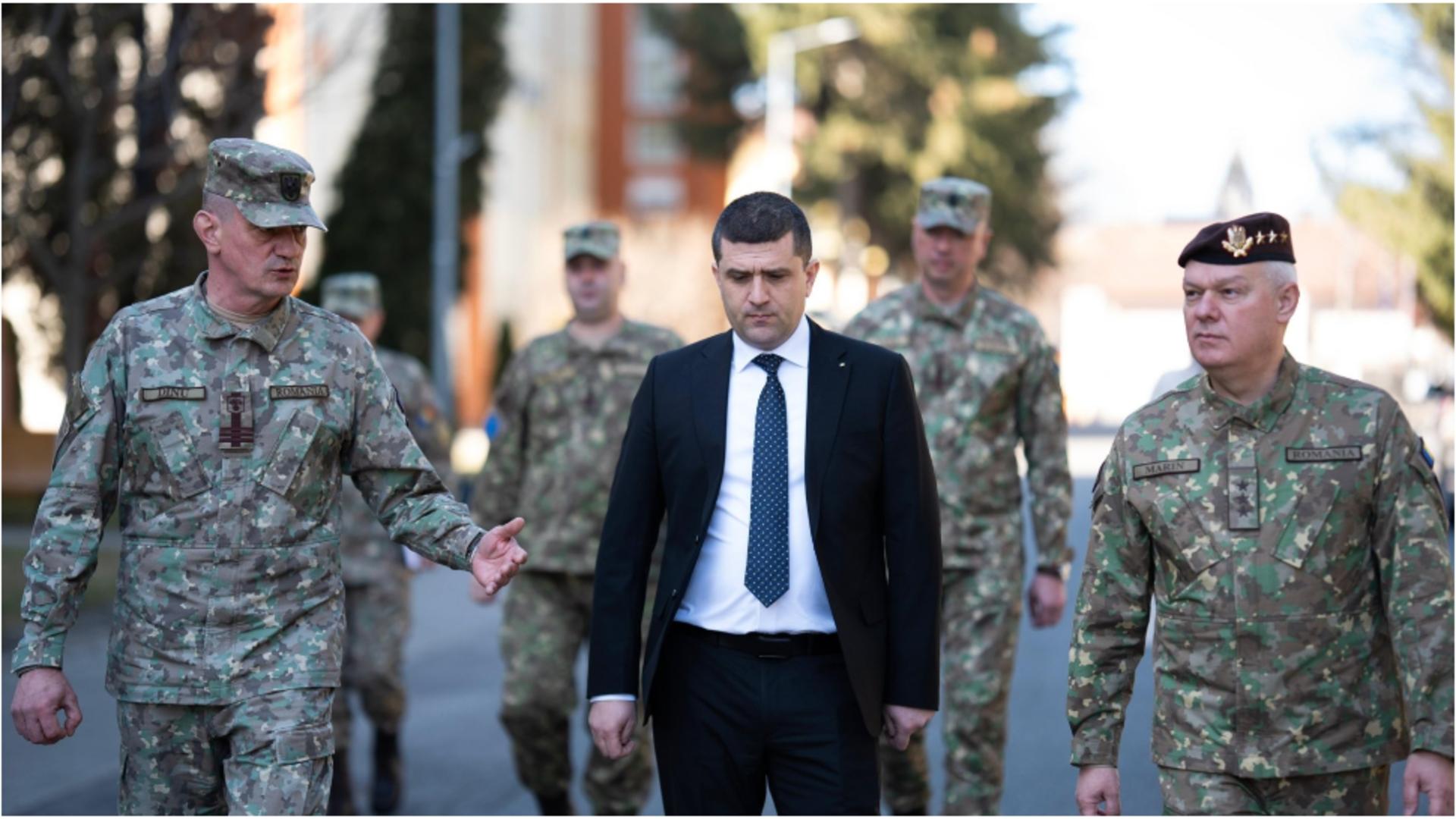 Au început înscrierile în învăţământul militar