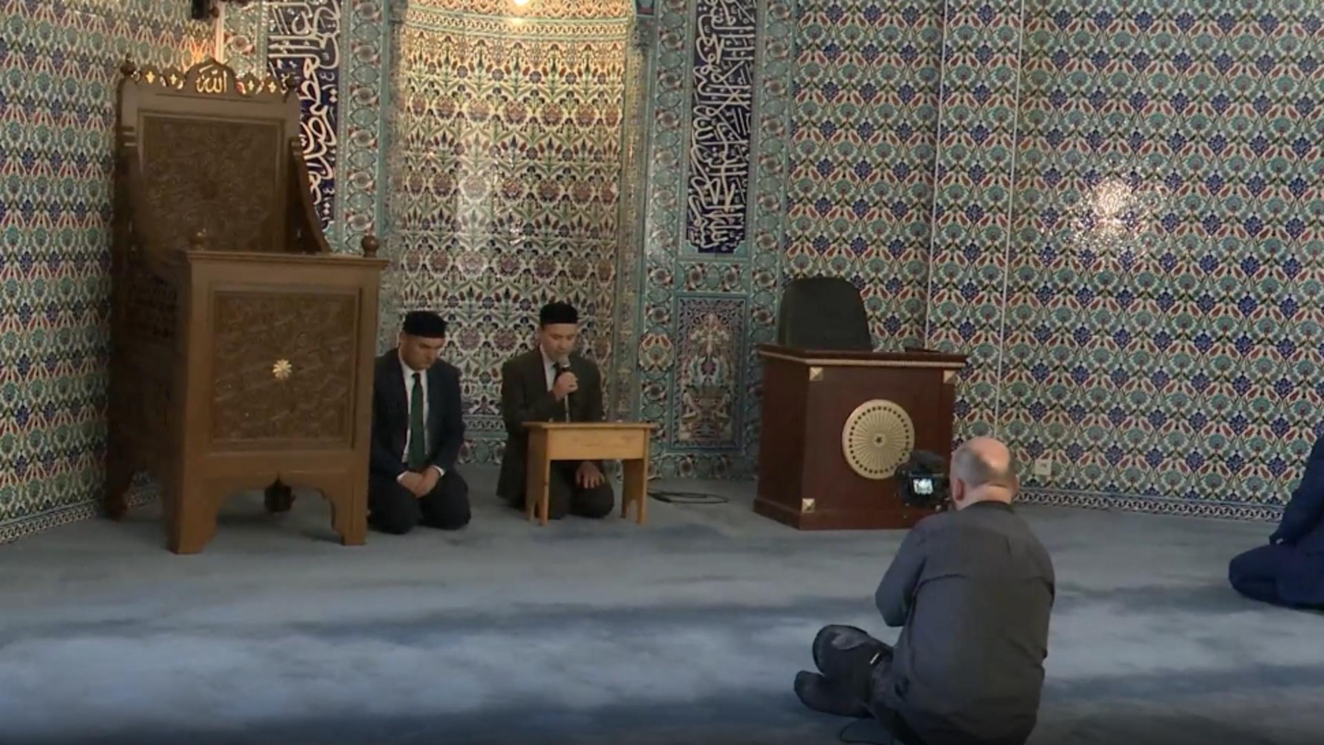 Membrii comunității musulmane din România au sărbătorit Iftarul