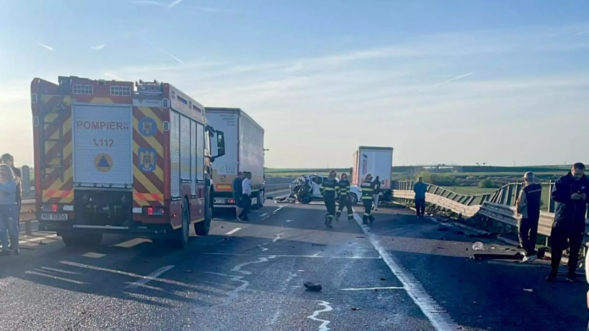 Autoturismul a fost rupt în două (DRDP Timiș)