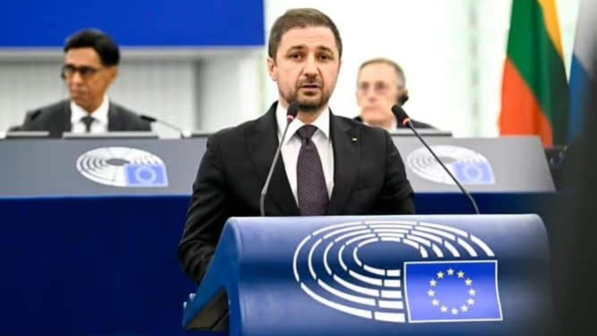 Adrian Axinia (europarlamentar AUR/ECR)