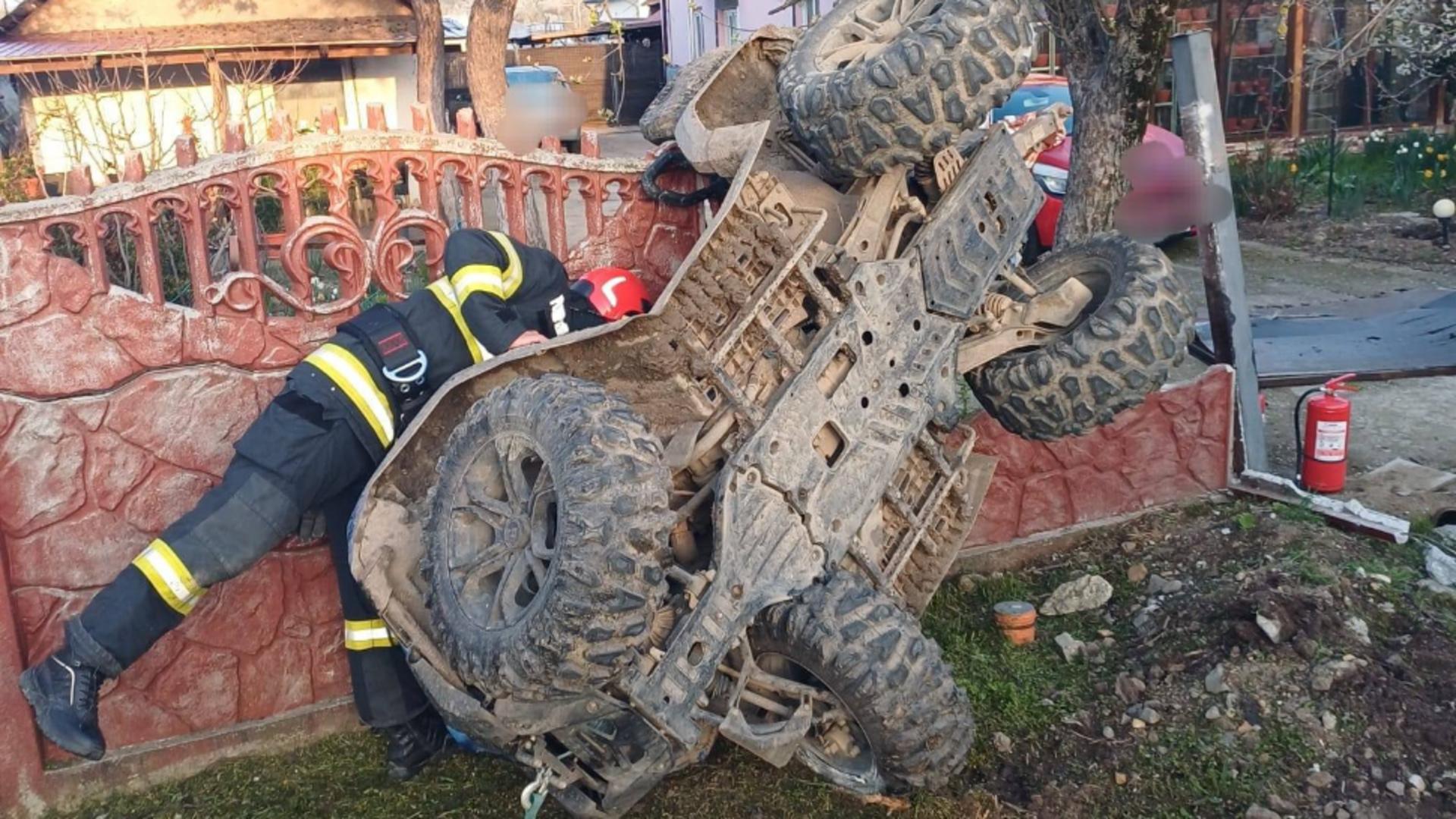 Accident Costesti, sursa: decident.ro