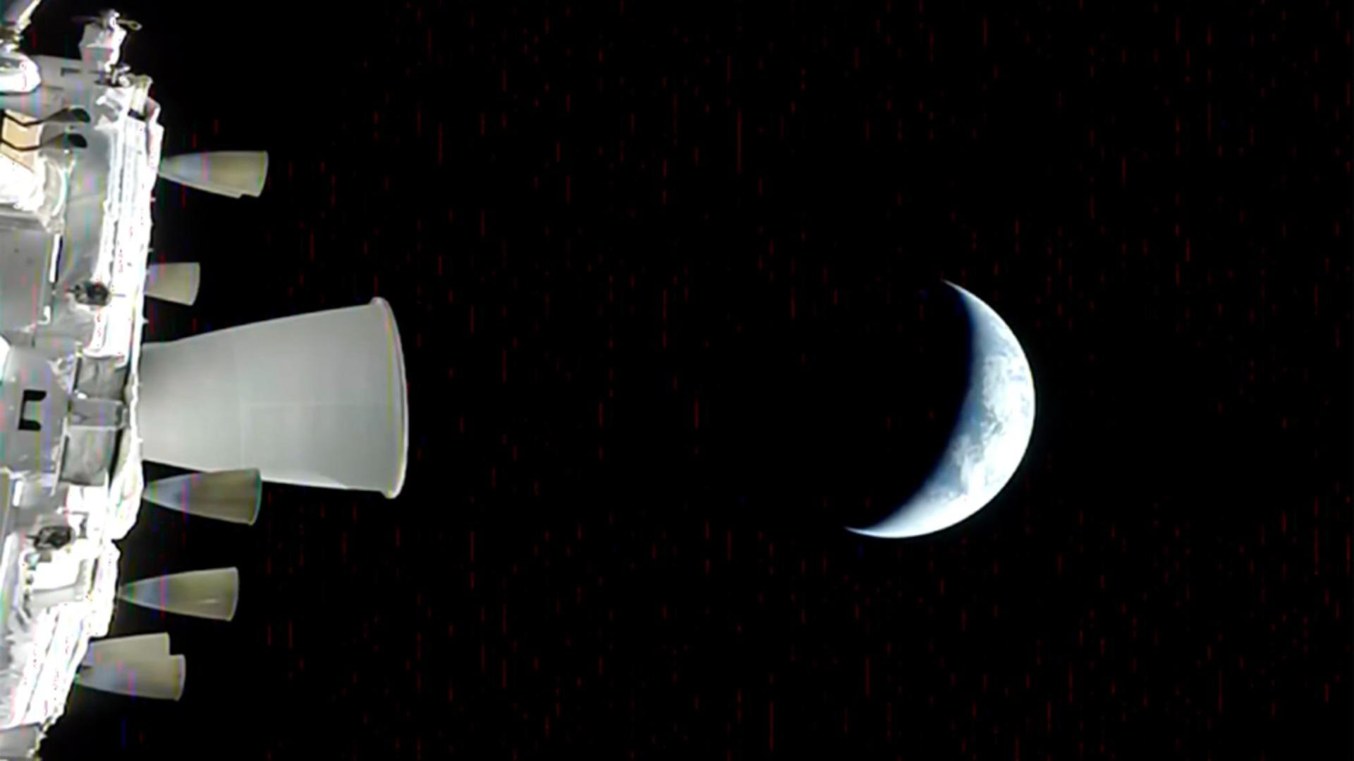 Artemis 2 scrie istorie: Capsula Orion a început survolul Lunii. Primele reacții ale astronauților