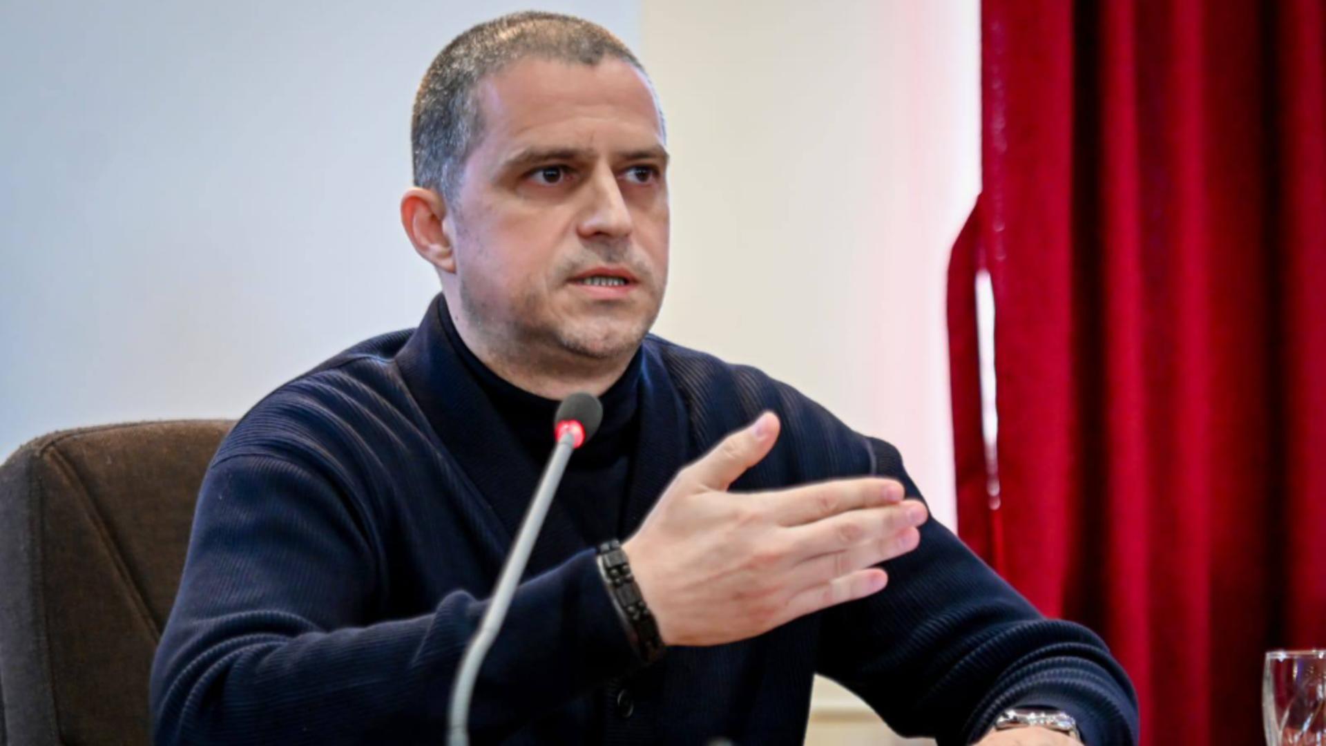 Liderul PSD Sibiu, Bogdan Trif, a lansat un atac fără precedent la adresa premierului Ilie Bolojan. Foto/FB/B TRif