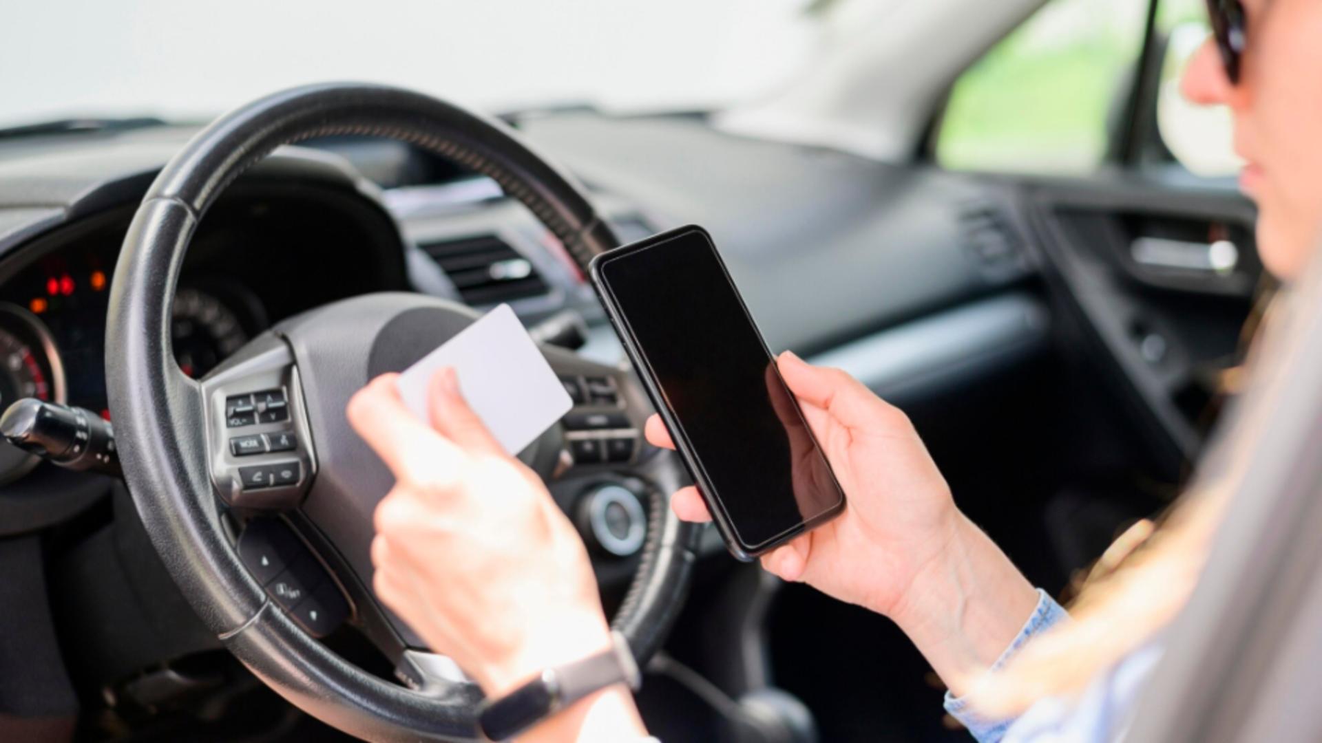 UE introduce pașaport obligatoriu pentru mașini