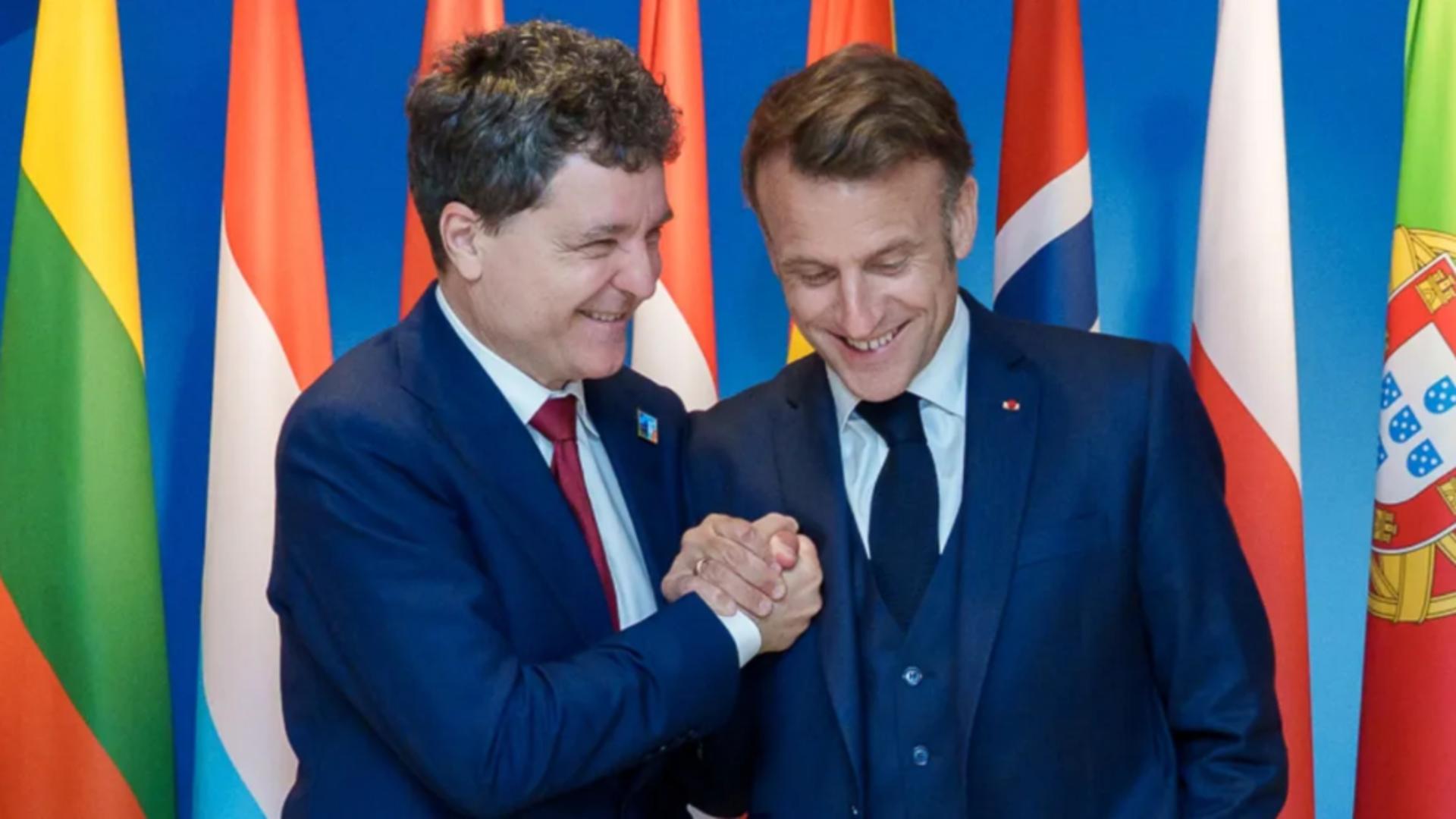 Nicușor Dan și Emmanuel Macron. FOTO: Facebook