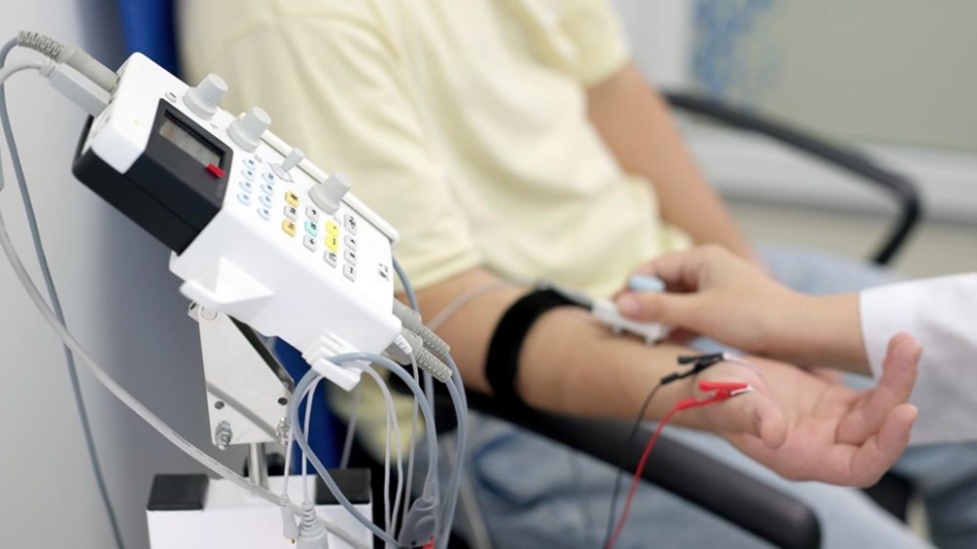 Electromiografia / SANADOR