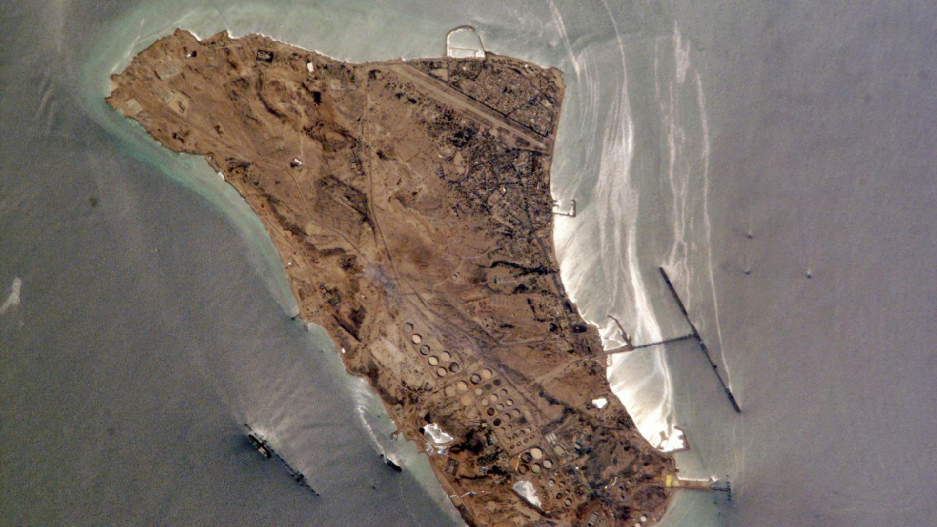 Insula Kharg/ P rofimedia 